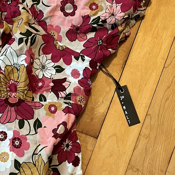 3rd & Malt Floral Dress - Picture 5 of 6